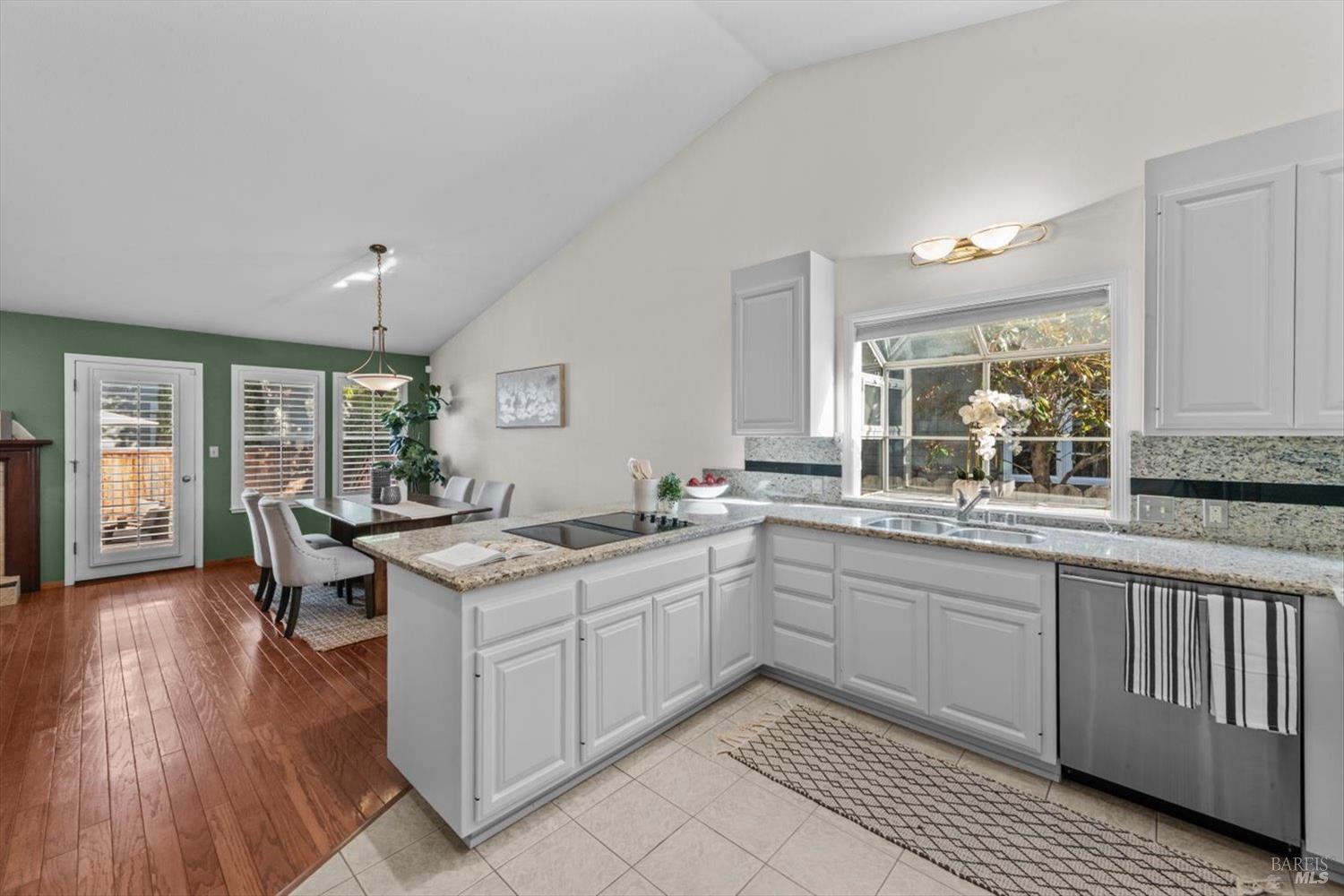 2004 Oak Circle Yountville CA 94599