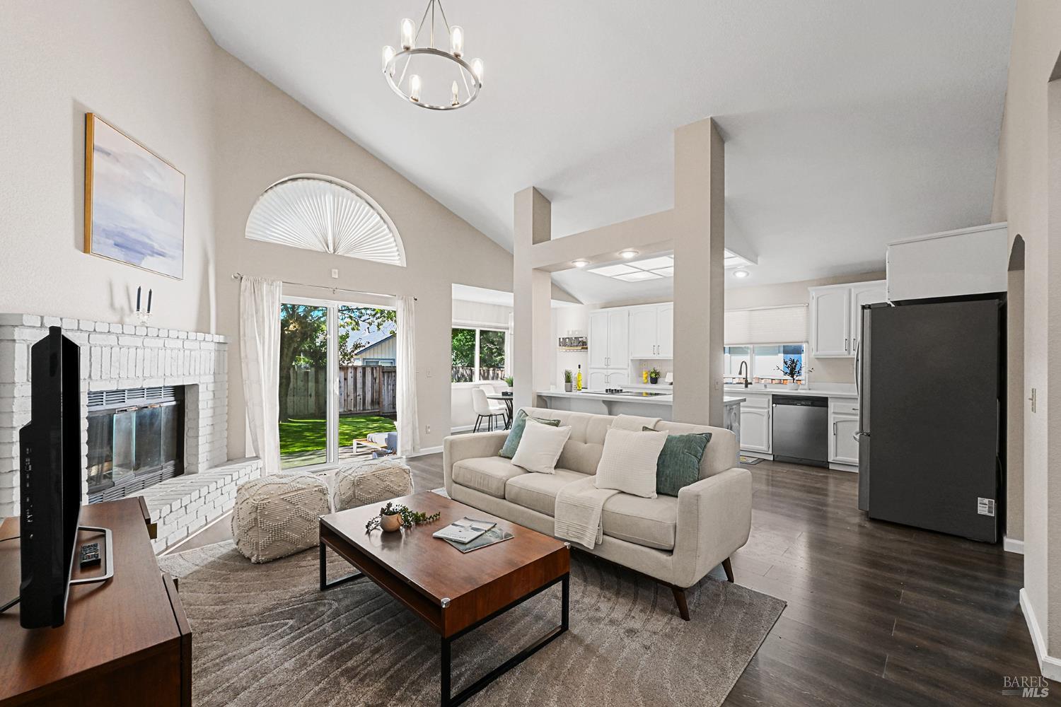5017 Deerwood Drive Santa Rosa CA 95403