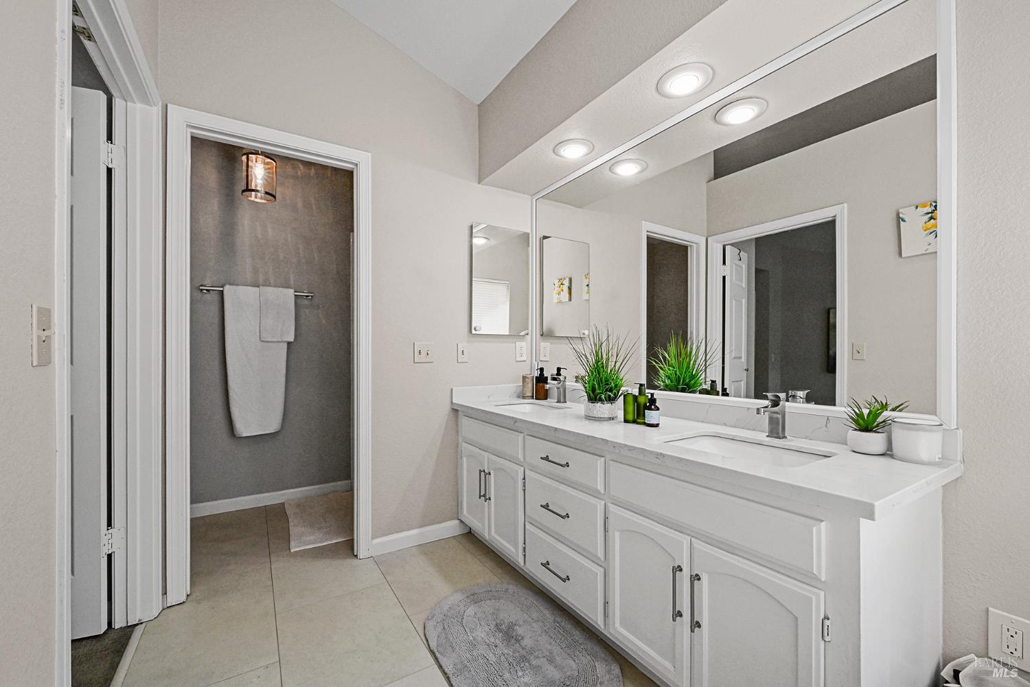 5017 Deerwood Drive Santa Rosa CA 95403