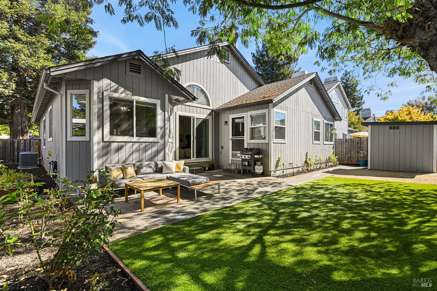 5017 Deerwood Drive Santa Rosa CA 95403