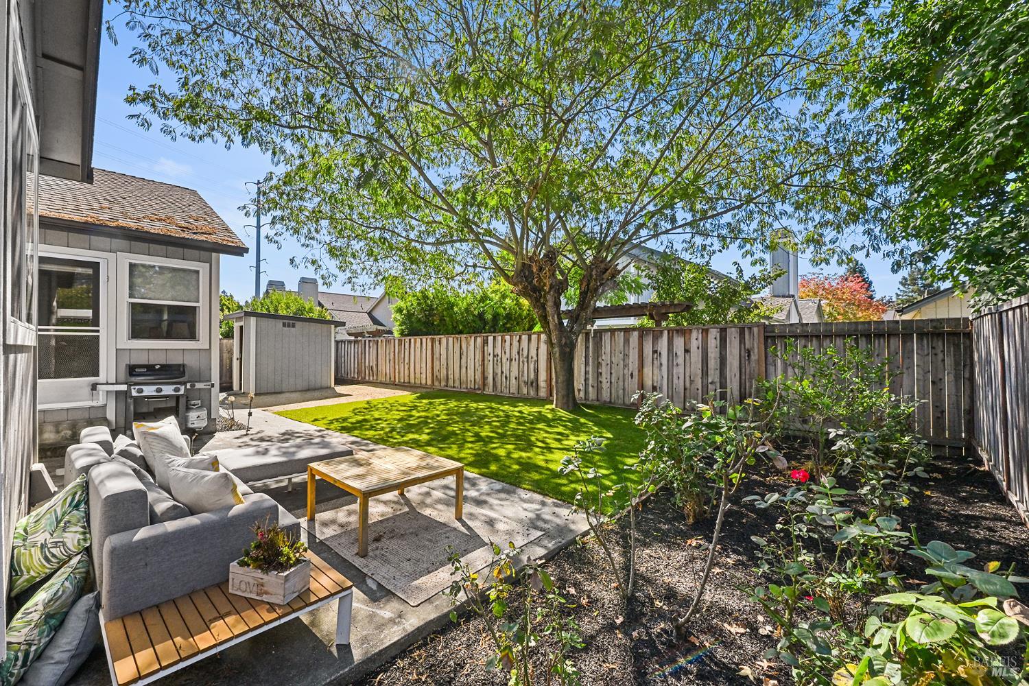 5017 Deerwood Drive Santa Rosa CA 95403