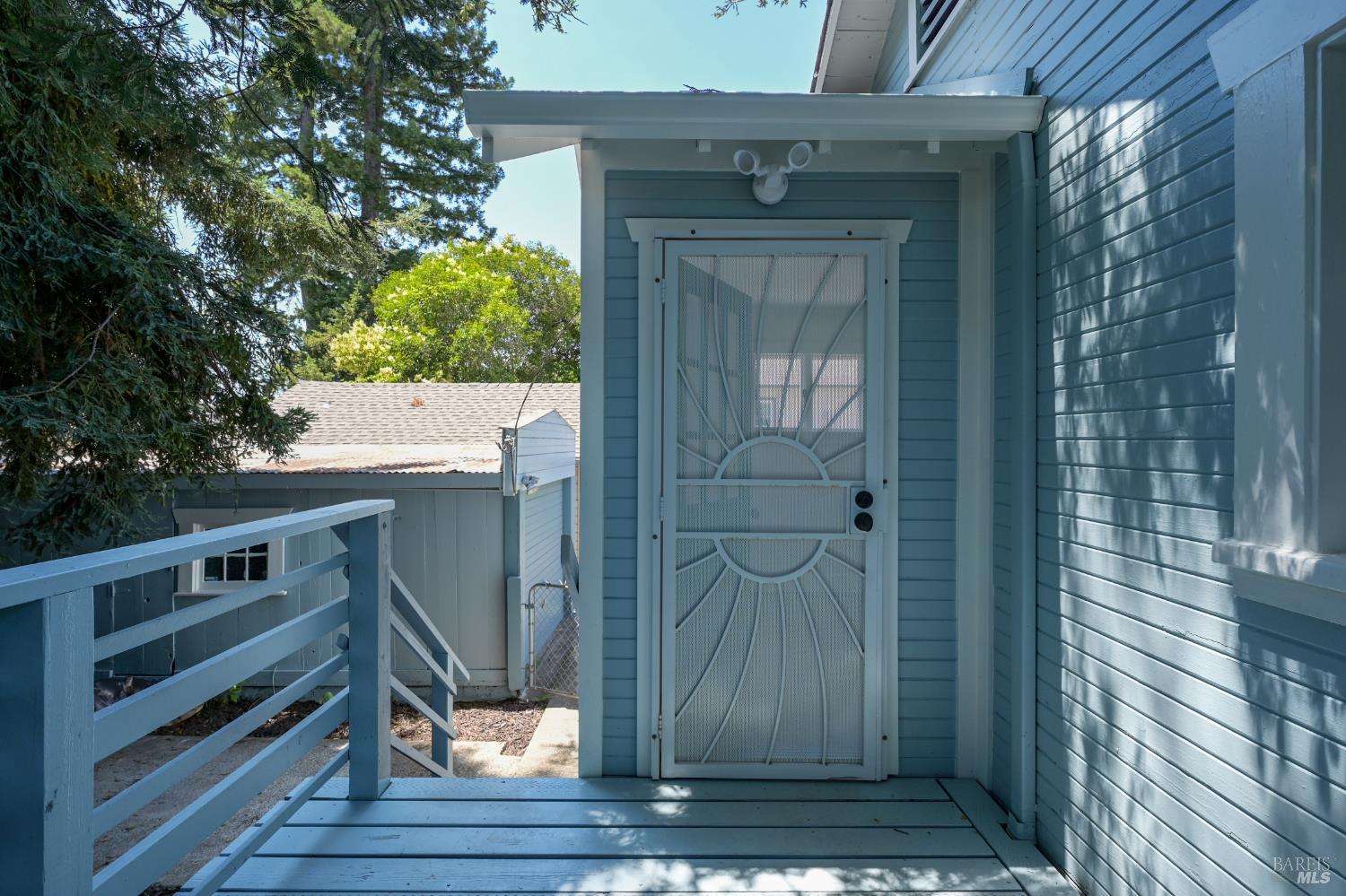 8 Grandview Avenue Petaluma CA 94952