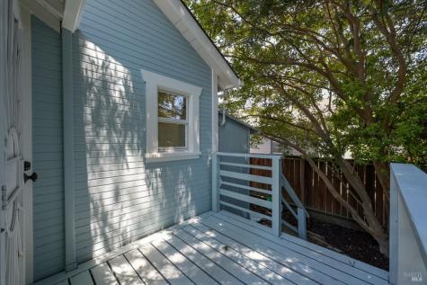 8 Grandview Avenue Petaluma CA 94952