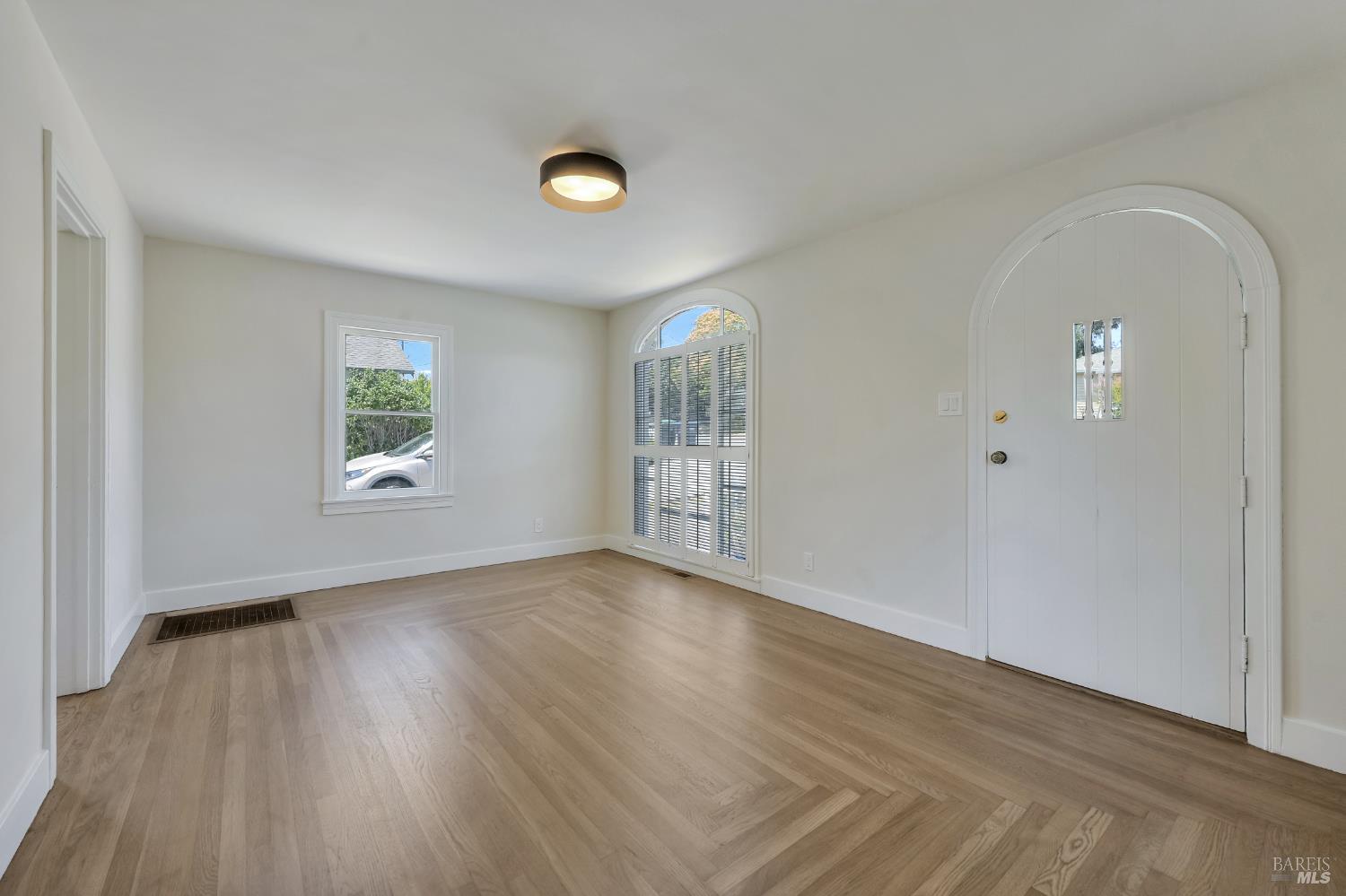 8 Grandview Avenue Petaluma CA 94952