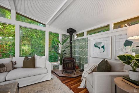 11071 Ogburn Lane Forestville CA 95436