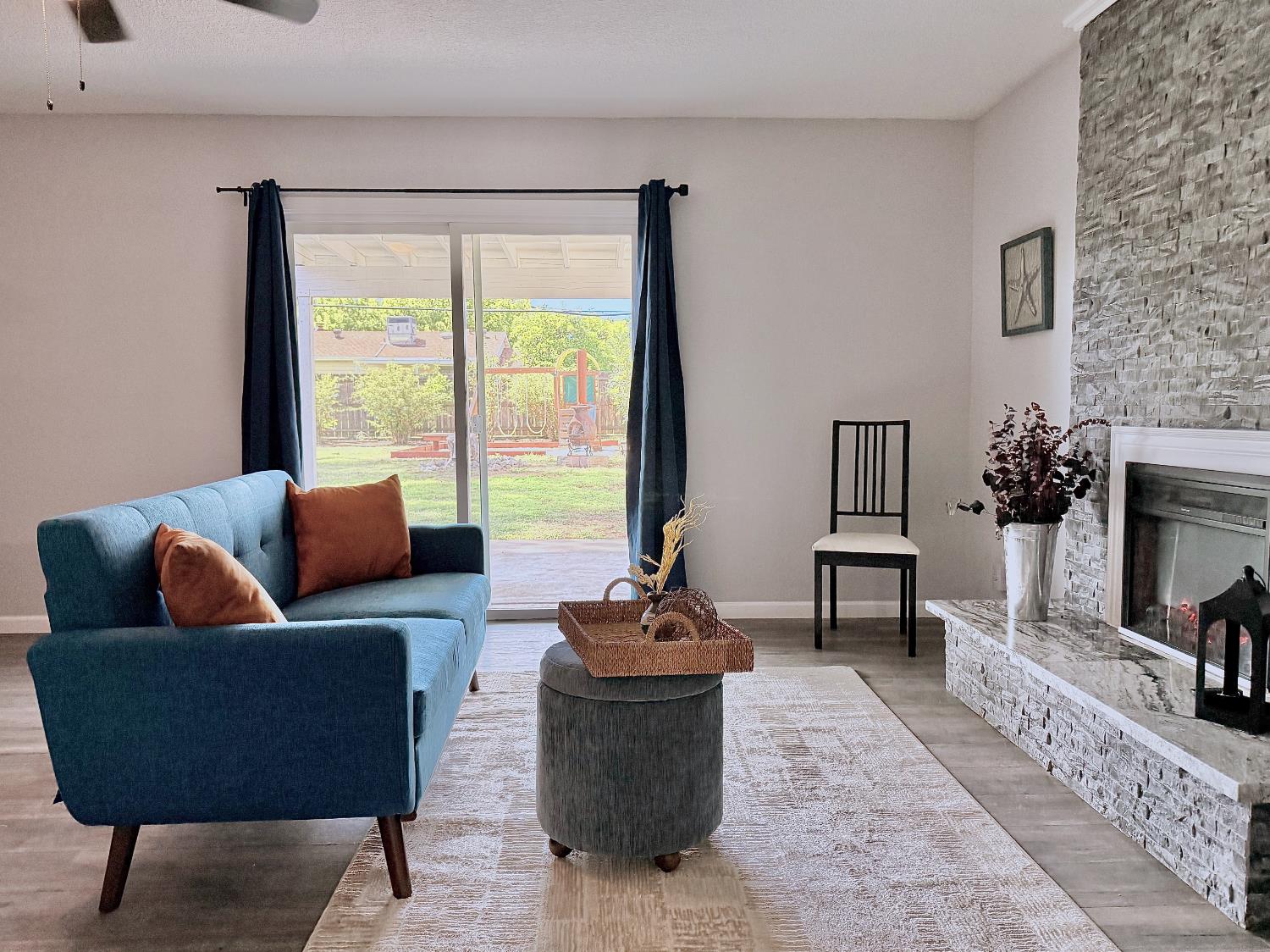 4566 Freeway Circle Sacramento CA 95841