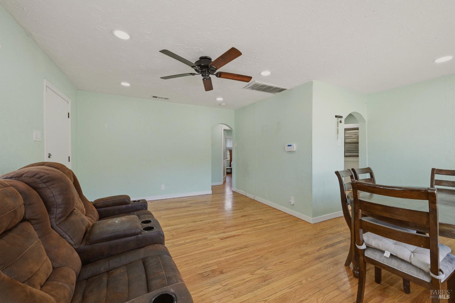 4435 Solano Avenue Napa CA 94558