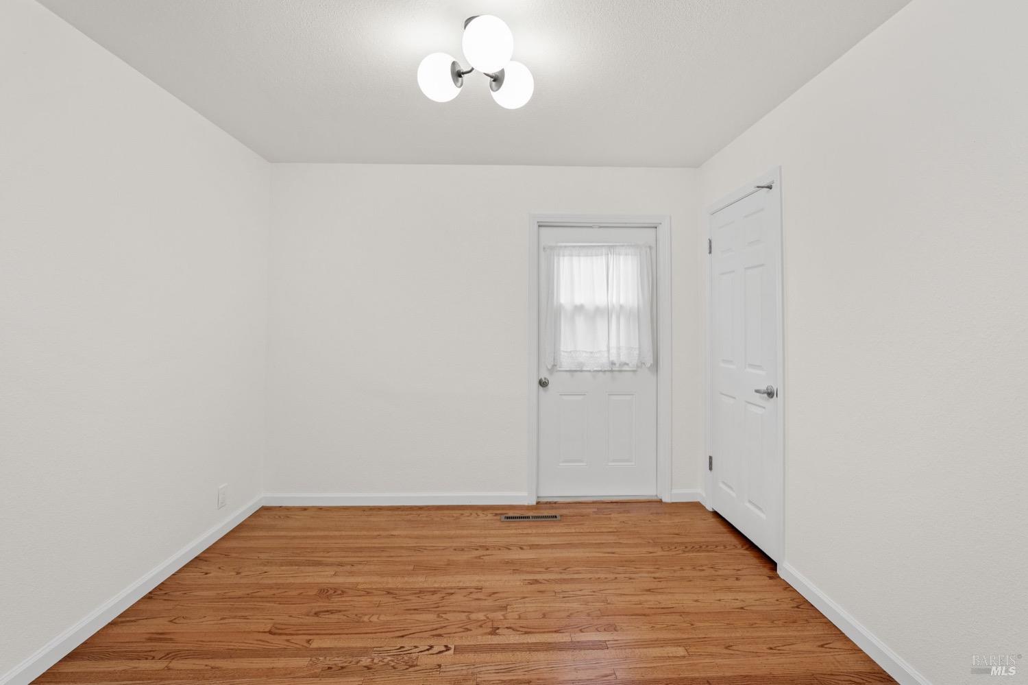 1726 Crinella Drive St. Helena CA 94574