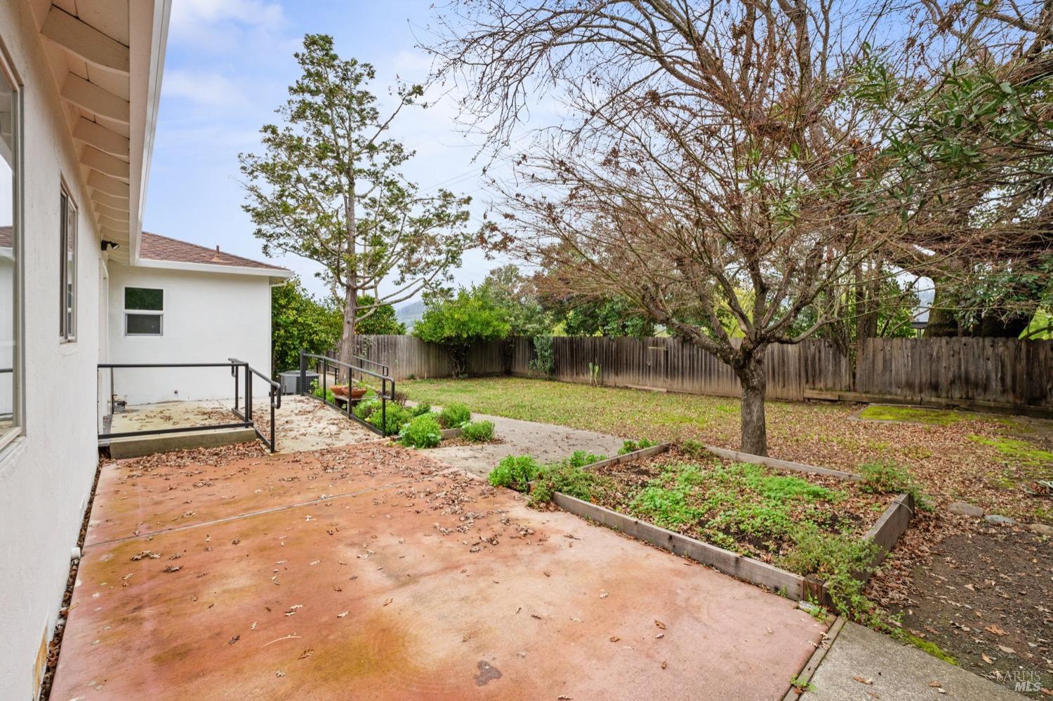 1726 Crinella Drive St. Helena CA 94574