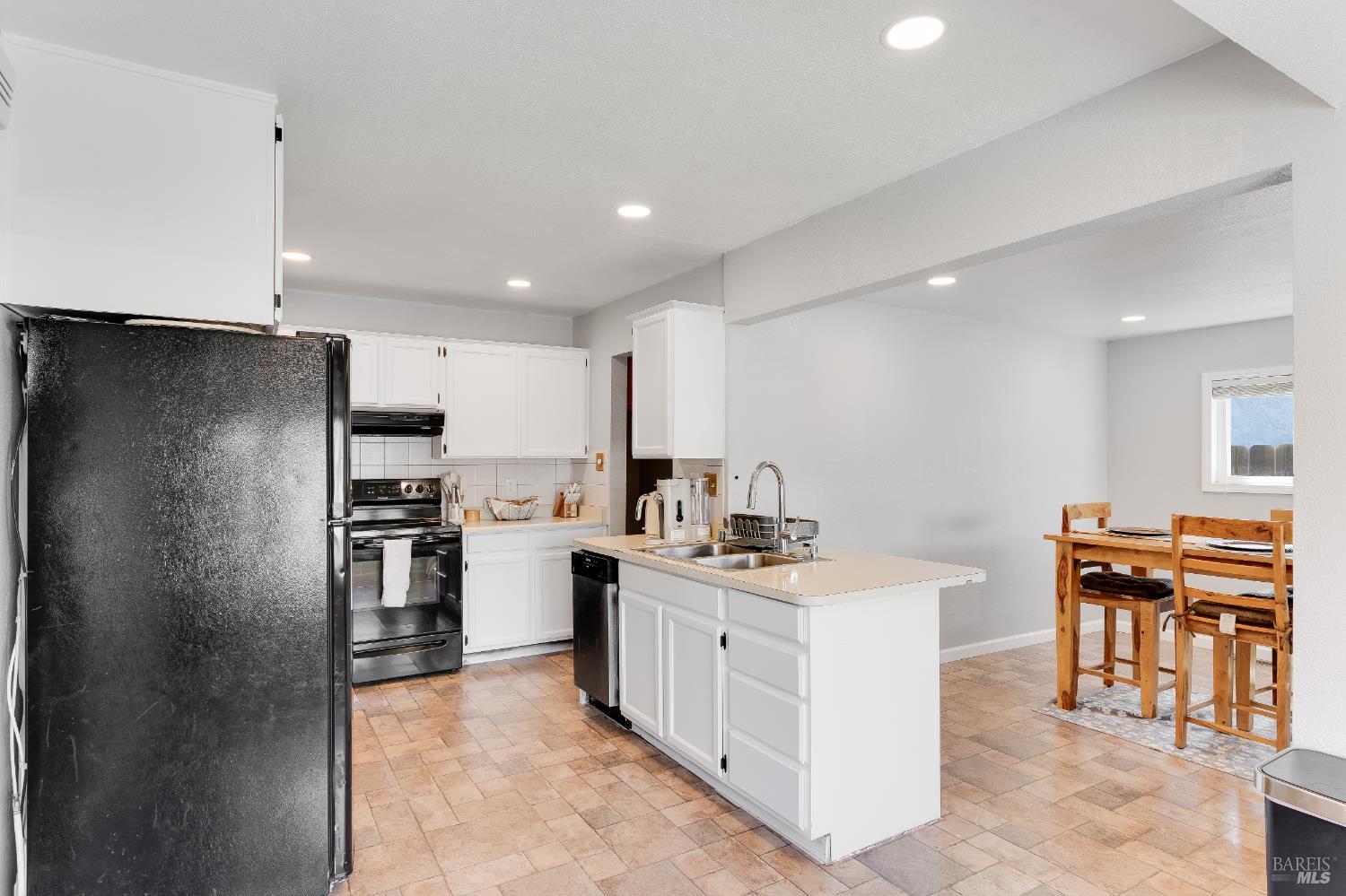 1034 Caldwell Avenue Vallejo CA 94591