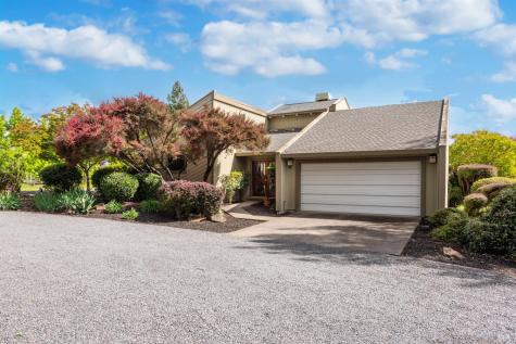 1084 Red Tail Road Healdsburg CA 95448