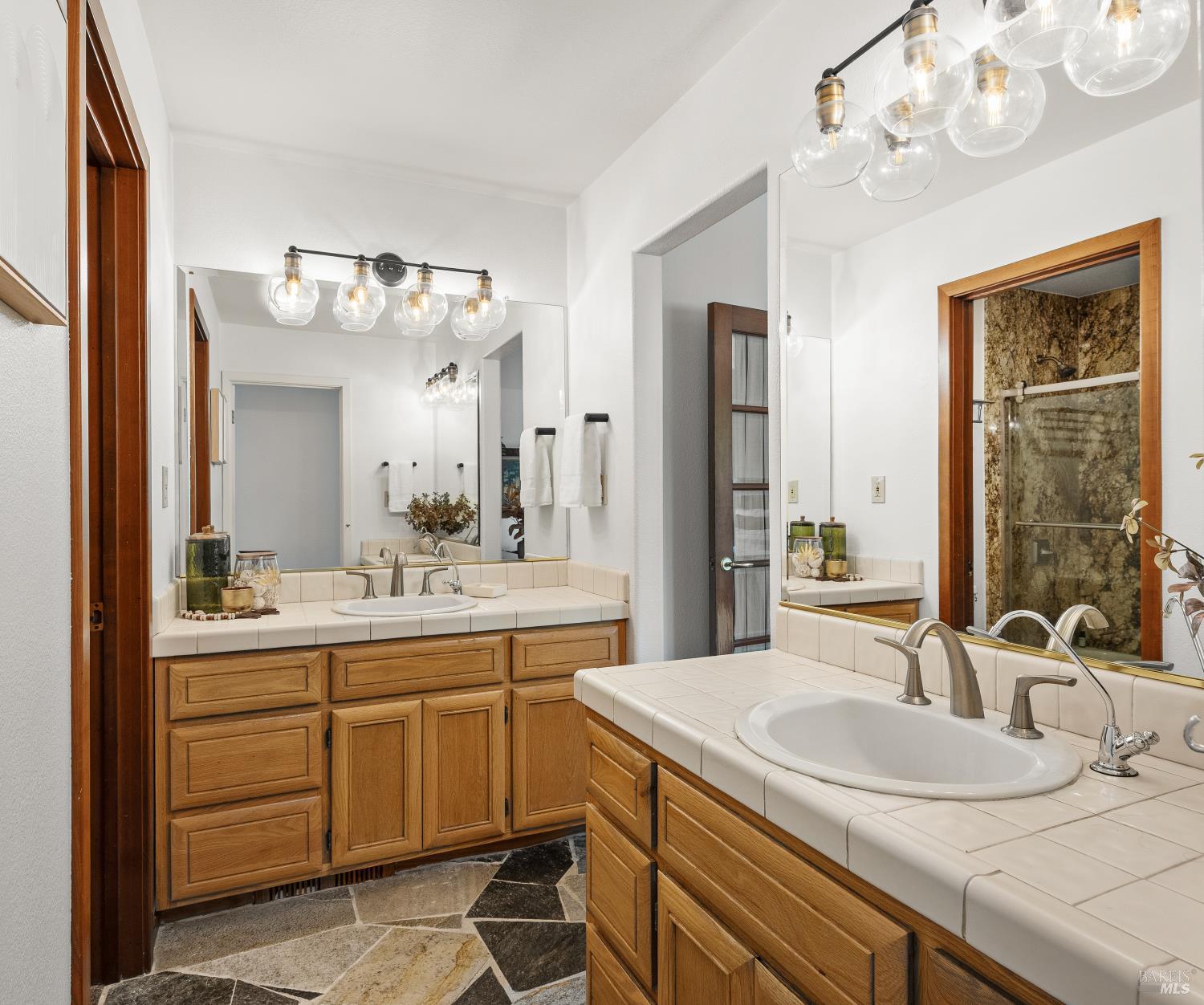 1084 Red Tail Road Healdsburg CA 95448