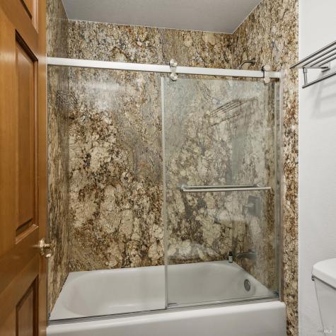 1084 Red Tail Road Healdsburg CA 95448