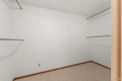 1084 Red Tail Road Healdsburg CA 95448
