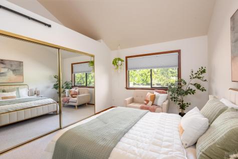 1084 Red Tail Road Healdsburg CA 95448