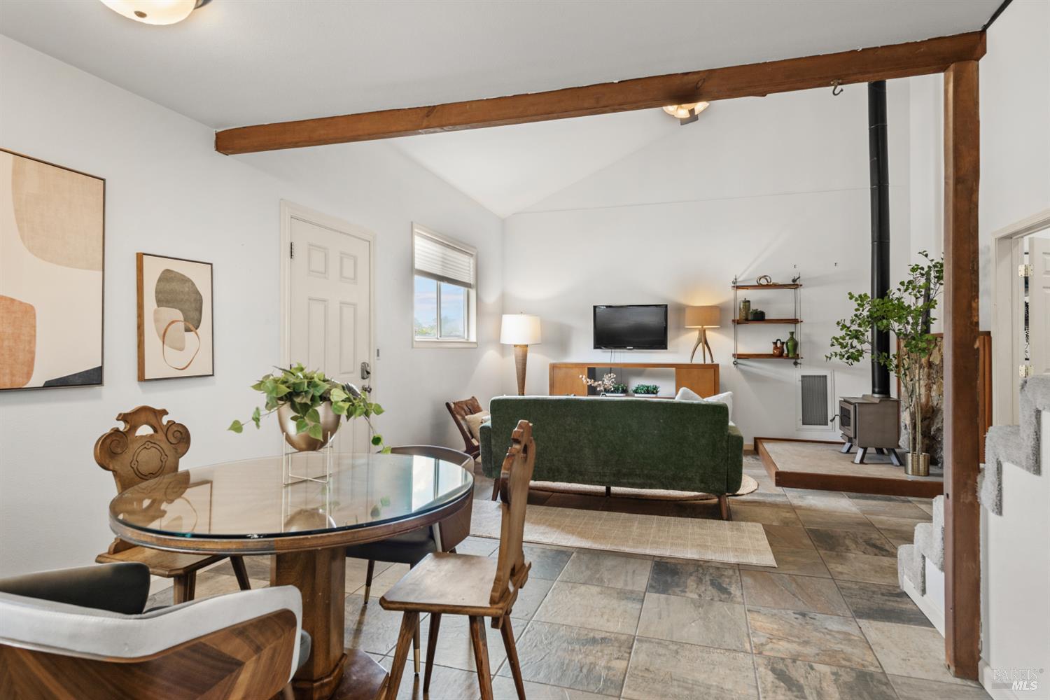 1084 Red Tail Road Healdsburg CA 95448