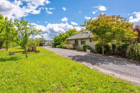 1084 Red Tail Road Healdsburg CA 95448