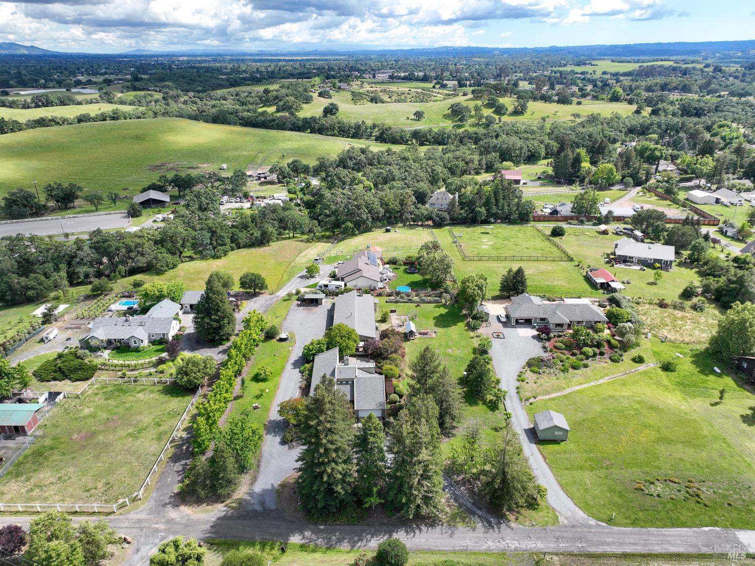 1084 Red Tail Road Healdsburg CA 95448