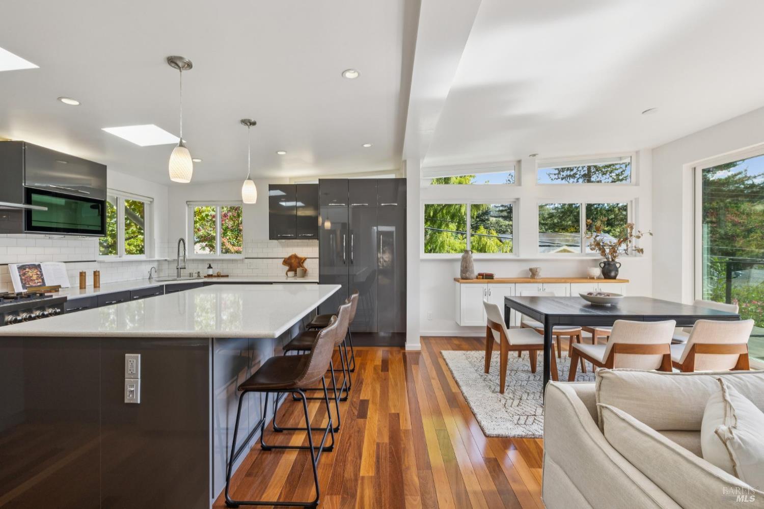 115 Santa Cruz Avenue San Anselmo CA 94960