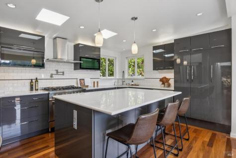 115 Santa Cruz Avenue San Anselmo CA 94960