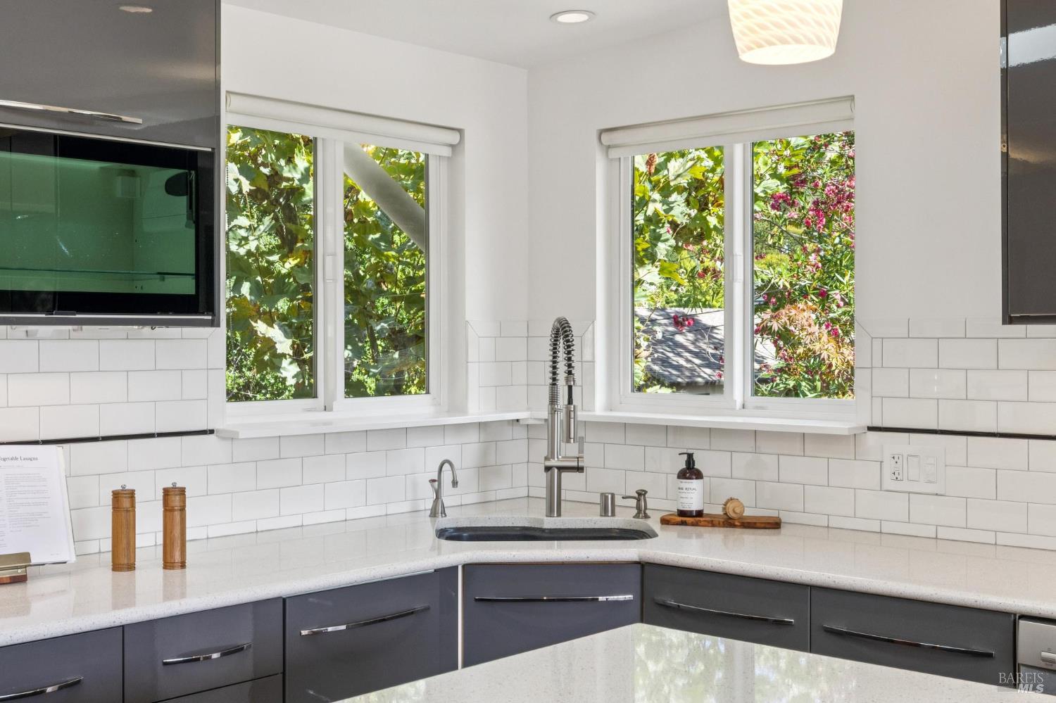 115 Santa Cruz Avenue San Anselmo CA 94960