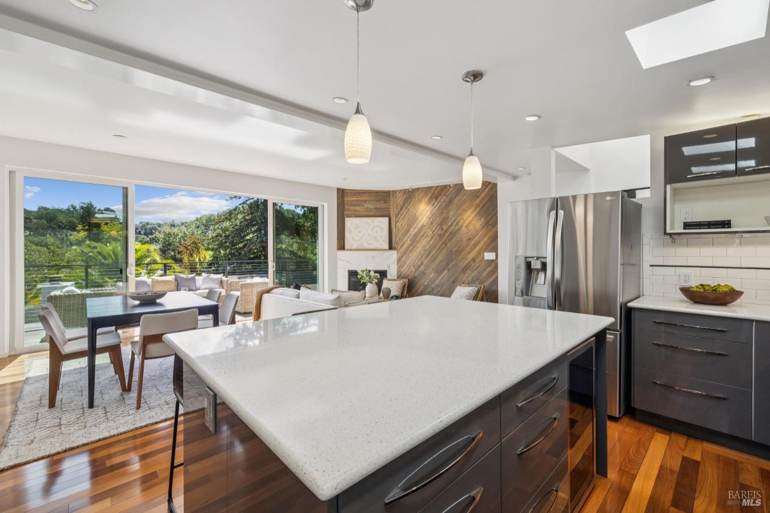 115 Santa Cruz Avenue San Anselmo CA 94960