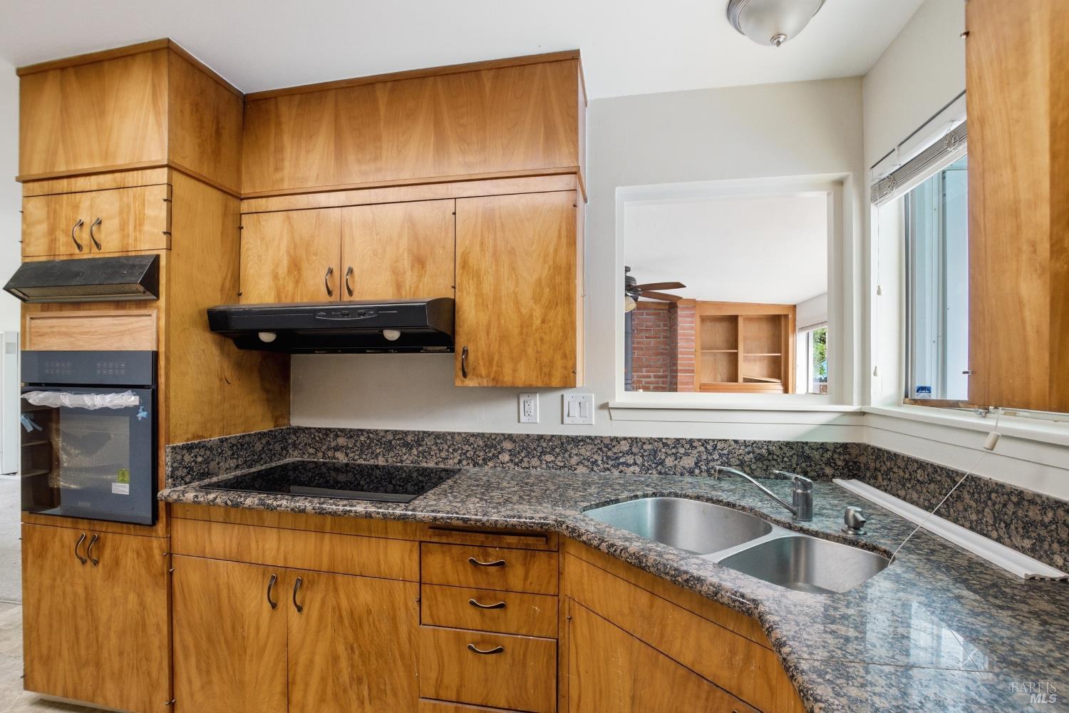 2408 Alameda Street Vallejo CA 94590