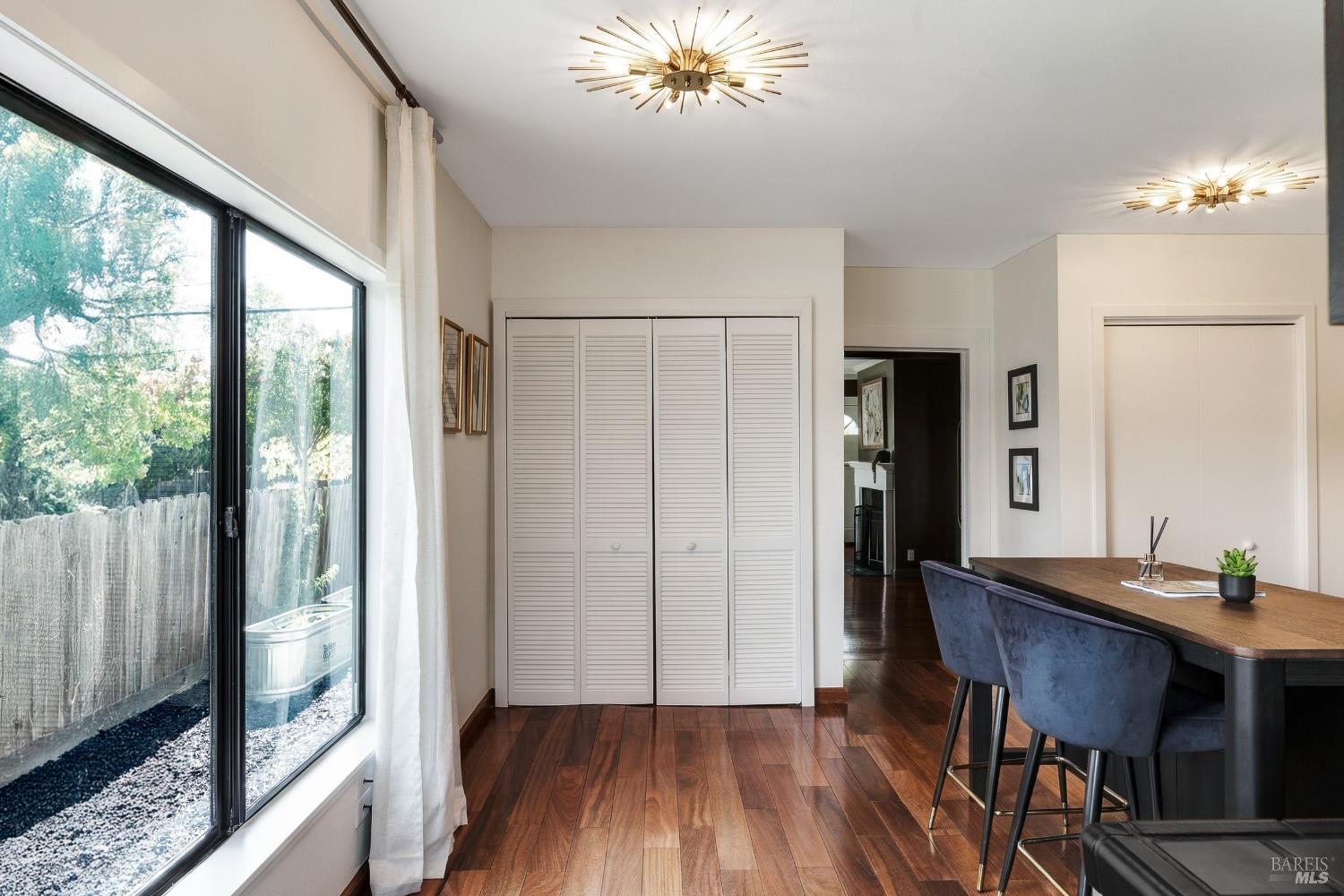 2030 Pine Street Napa CA 94559