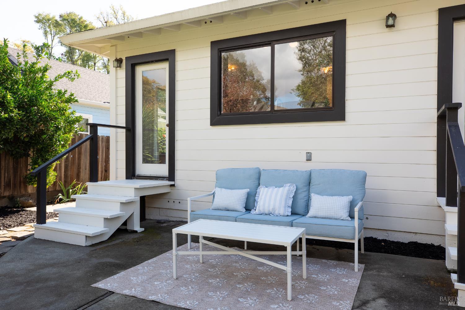2030 Pine Street Napa CA 94559