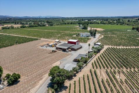 1558 Magnolia Drive Healdsburg CA 95448