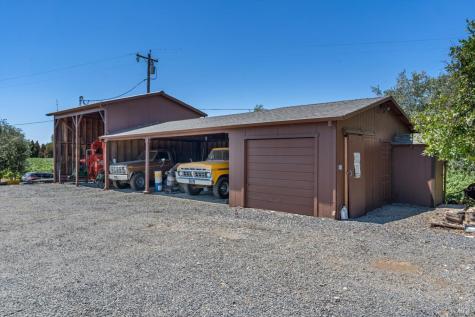 1558 Magnolia Drive Healdsburg CA 95448
