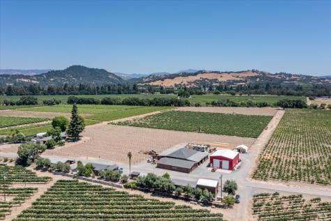 1558 Magnolia Drive Healdsburg CA 95448
