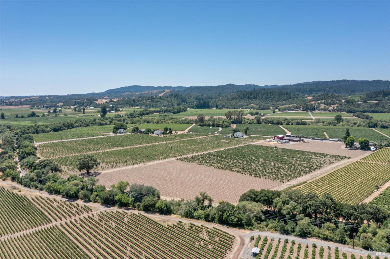 1558 Magnolia Drive Healdsburg CA 95448