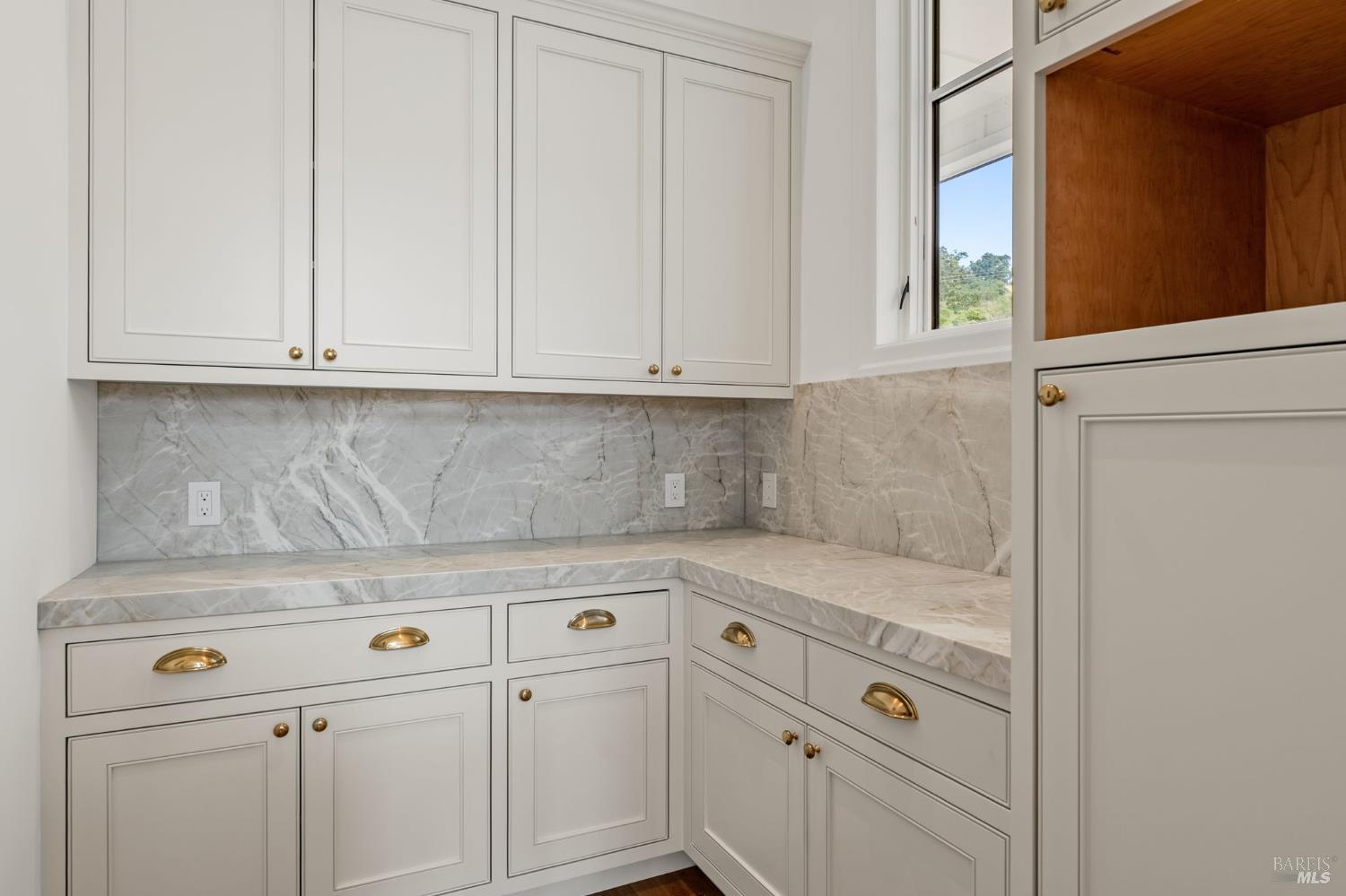 2509 Madrona Avenue St. Helena CA 94574