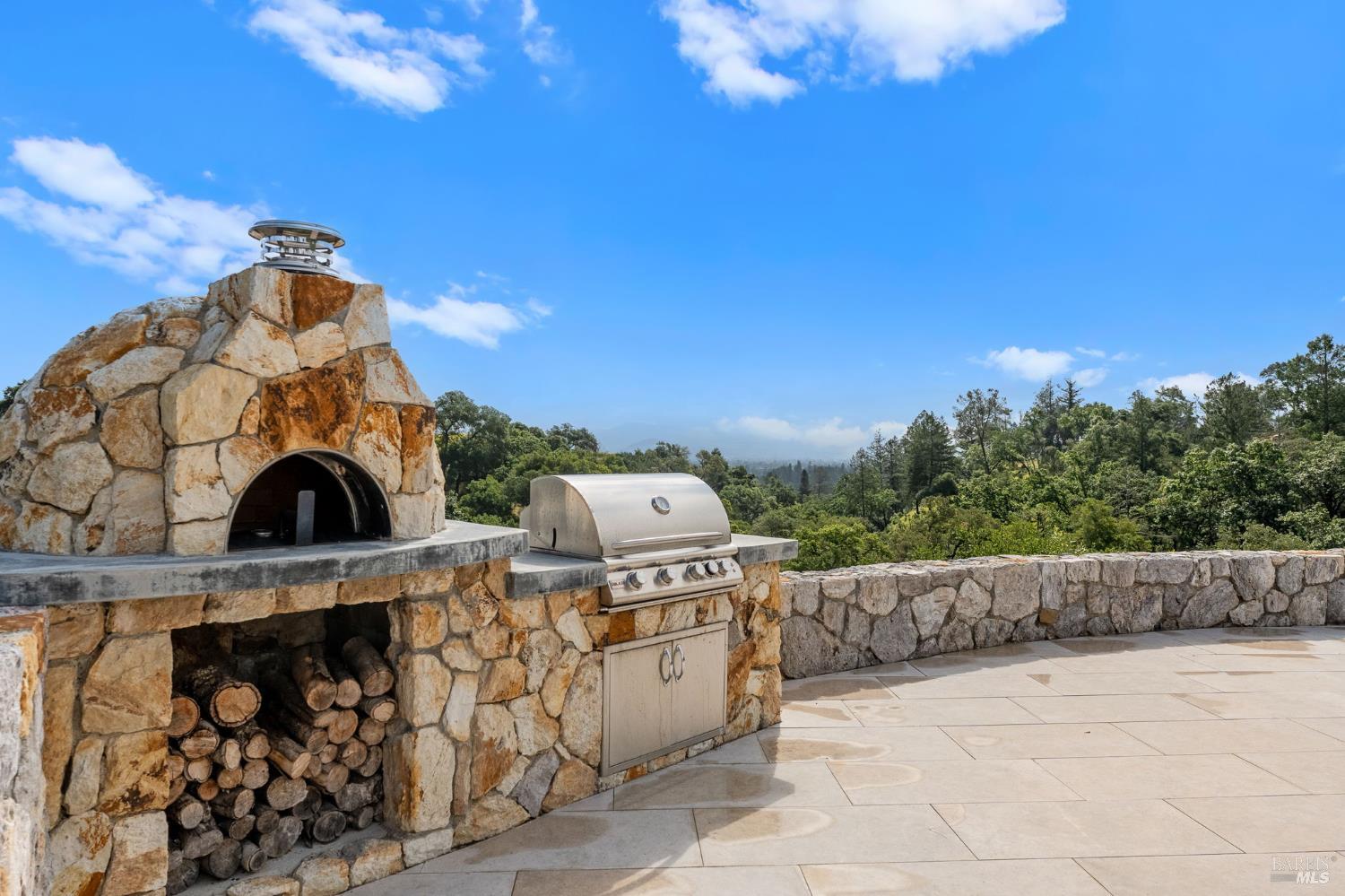 2509 Madrona Avenue St. Helena CA 94574