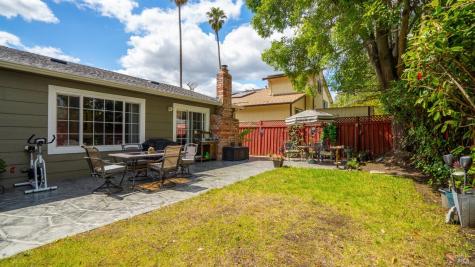 4682 Flax Court Rohnert Park CA 94928