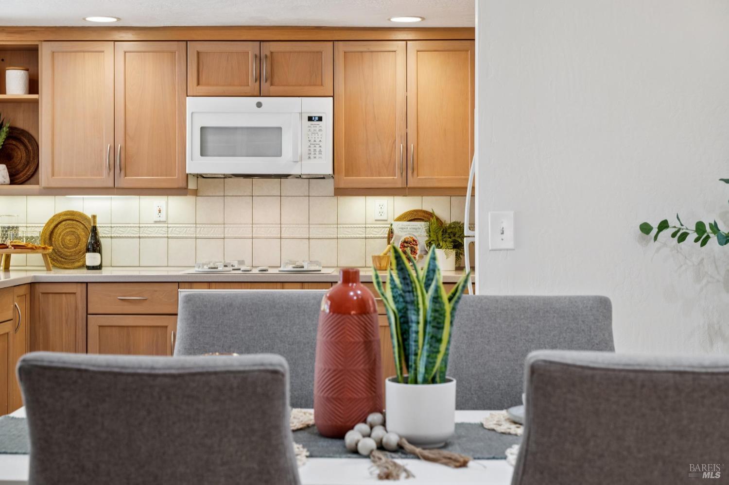 1886 Neotomas Avenue Santa Rosa CA 95405