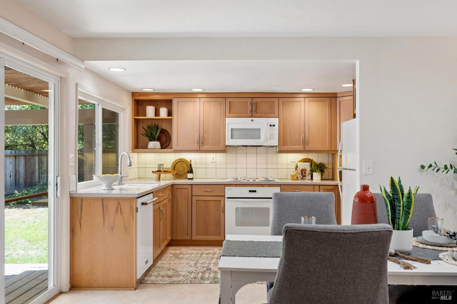 1886 Neotomas Avenue Santa Rosa CA 95405