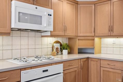 1886 Neotomas Avenue Santa Rosa CA 95405