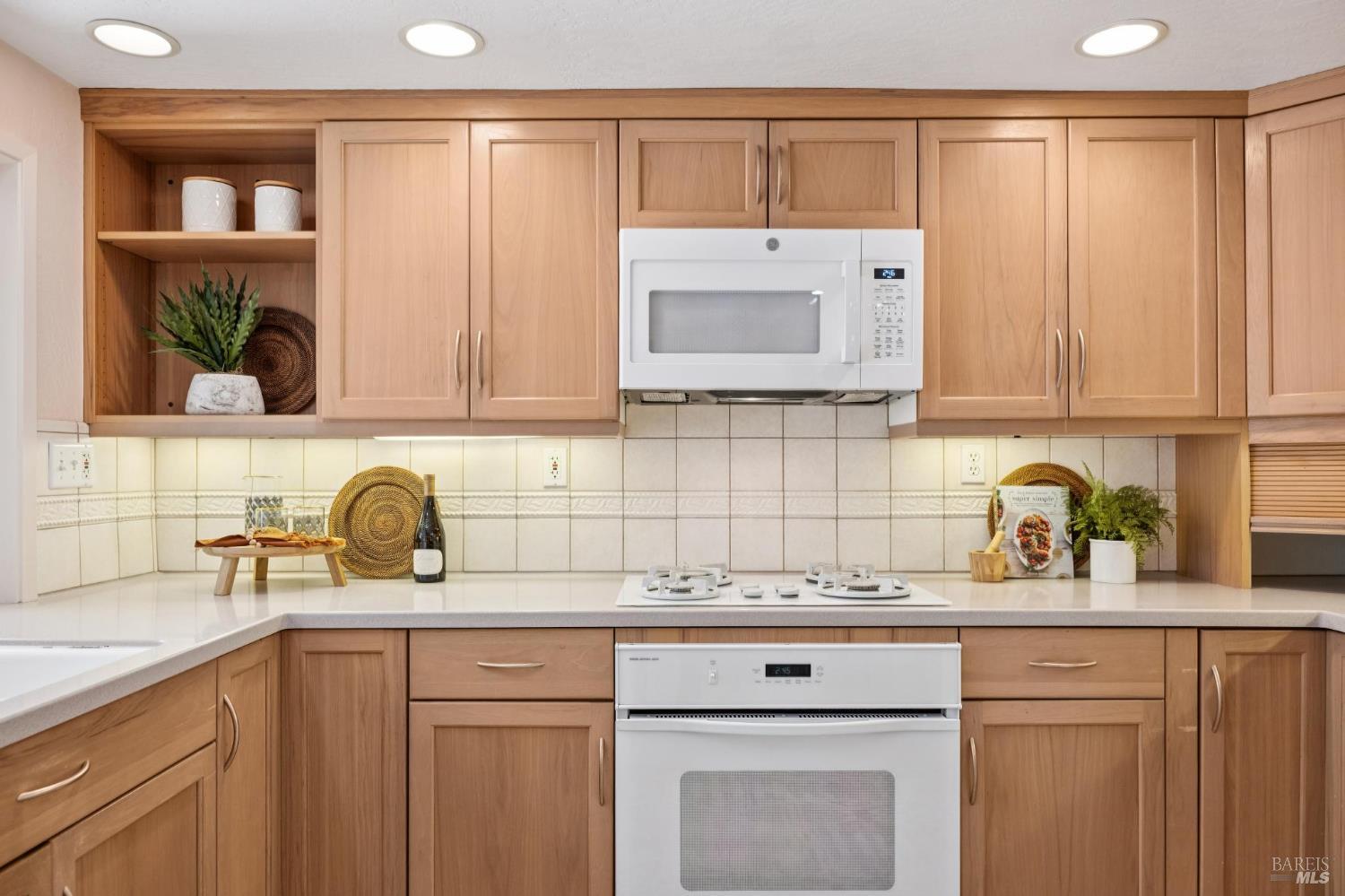 1886 Neotomas Avenue Santa Rosa CA 95405