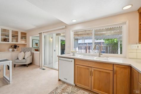 1886 Neotomas Avenue Santa Rosa CA 95405