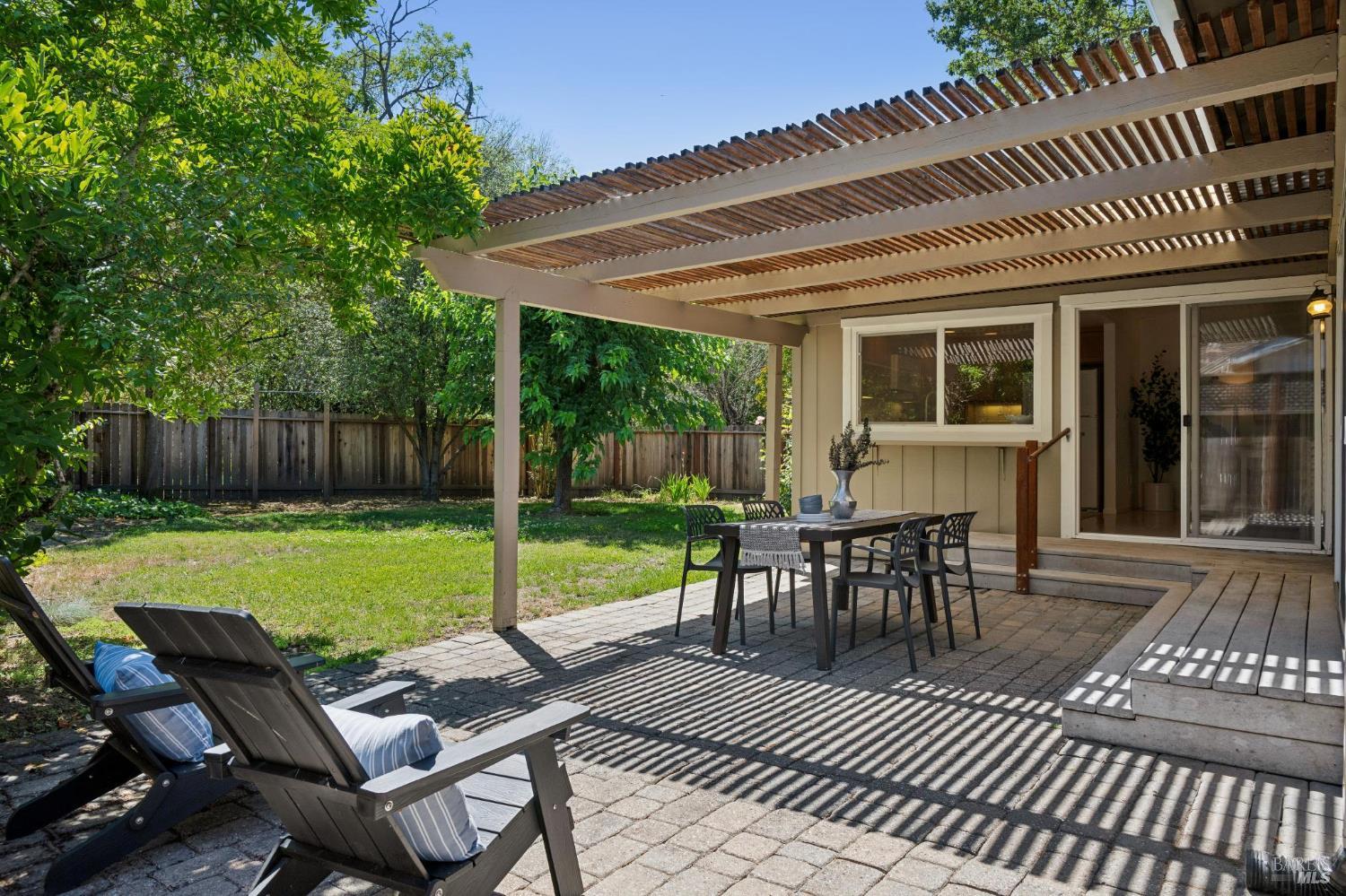 1886 Neotomas Avenue Santa Rosa CA 95405