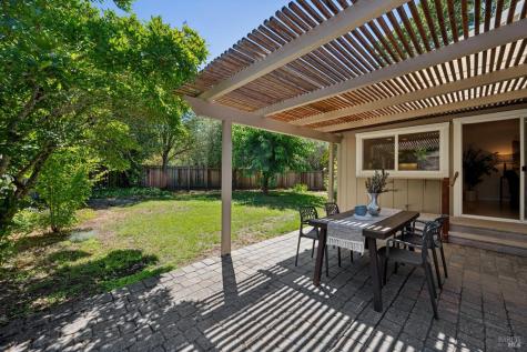 1886 Neotomas Avenue Santa Rosa CA 95405
