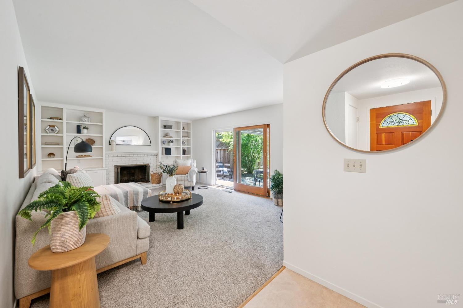 1886 Neotomas Avenue Santa Rosa CA 95405