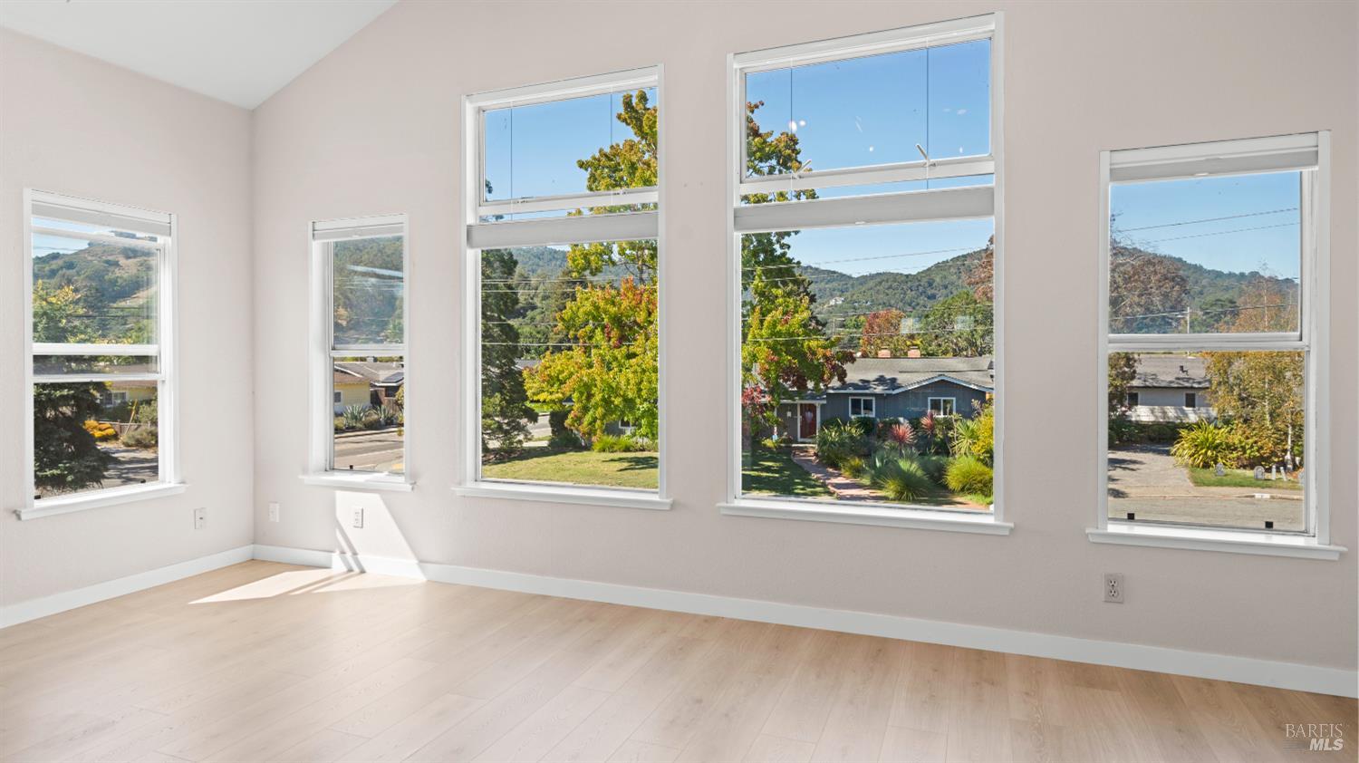 4 Teakwood Court San Rafael CA 94901