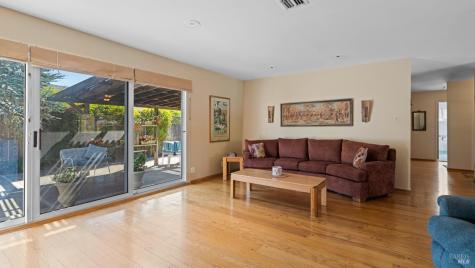 4 Teakwood Court San Rafael CA 94901