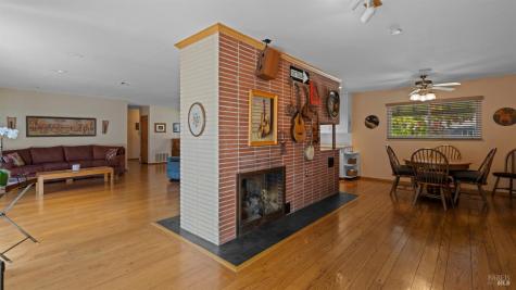4 Teakwood Court San Rafael CA 94901