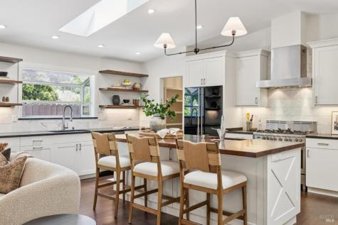 1407 Casa Buena Drive Corte Madera CA 94925