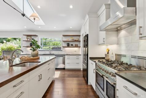 1407 Casa Buena Drive Corte Madera CA 94925