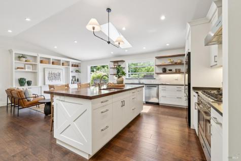 1407 Casa Buena Drive Corte Madera CA 94925